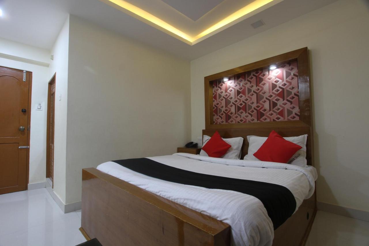 Divines Business Hotel Kuzhittura Ngoại thất bức ảnh